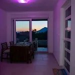 Skrivena * Žuljana
