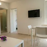 Skrivena * Žuljana